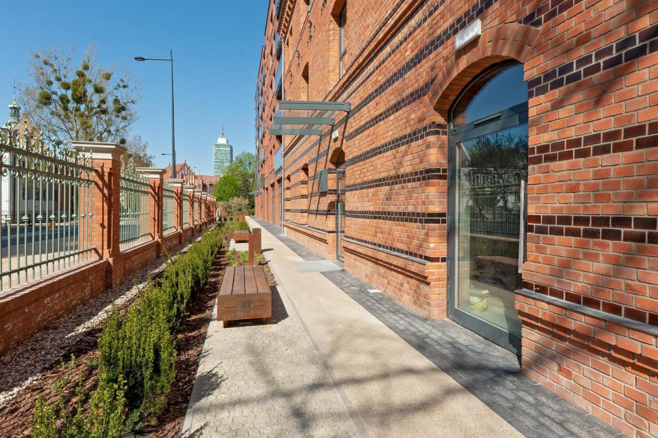 Bastion Walowa City Center & Parking By Downtown Apartments Gdansk Ngoại thất bức ảnh