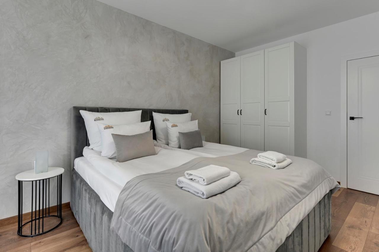 Bastion Walowa City Center & Parking By Downtown Apartments Gdansk Ngoại thất bức ảnh